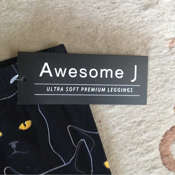 NWT Lularoe Nightmare Before Christmas Leggings NWT Awesome J Black Cat Legging - Picture 7 of 9